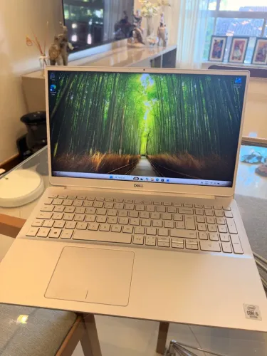 Notebook Dell Inspiron 5590