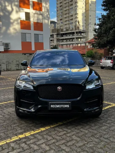 Jaguar F-Pace 2.0 R-sport 250cv Aut. 2020