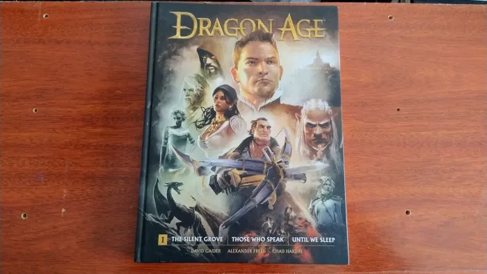 HQs Dragon Age Library Edition 1ª Edição Capa Dura/Comentário dos Roteiristas
