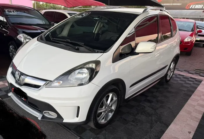 Honda Fit Twist 1.5 Flex 16V 5P Aut. 2014