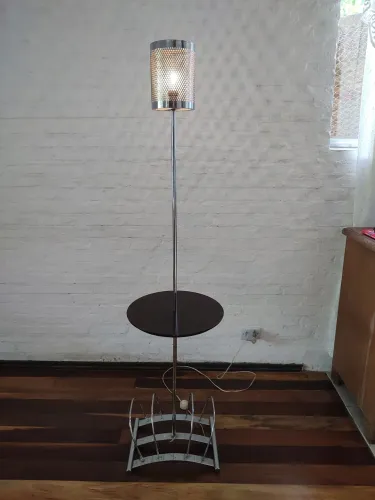 Luminária de pé 3 em 1