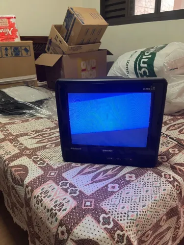 TV Vintage Marca Semp Ultra Slim 2008 + antena