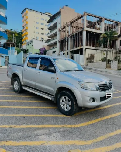 Toyota Hilux CD SR 4X2 2.7 16v/2.7 Flex Aut. 2013