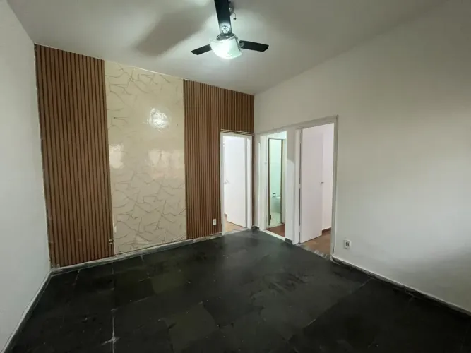 Casa 2 Quartos no Engenho de Dentro - Minutos do Estádio Nilton Santos