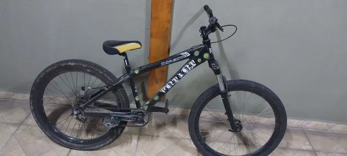 Bicicleta aro 26 - DaBomb ToraBora - Dirt - Street 