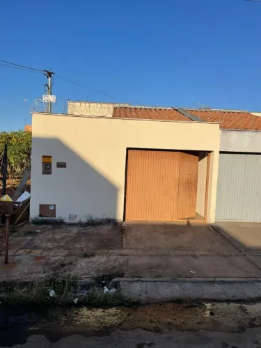 Oportunidade, duas casas - preço abaixo de mercado