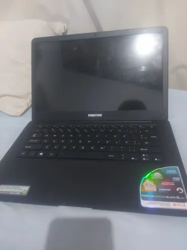 Notebook Positivo Motion Black Q 232A 32 Gb