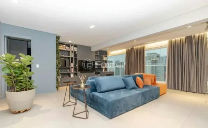 Apartamento à venda Rua Getúlio Soares da Rocha, Jardim das Acácias - São Paulo