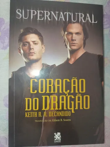 Livro supernatural primeiro volume,novo em perfeito estado nunca usado.