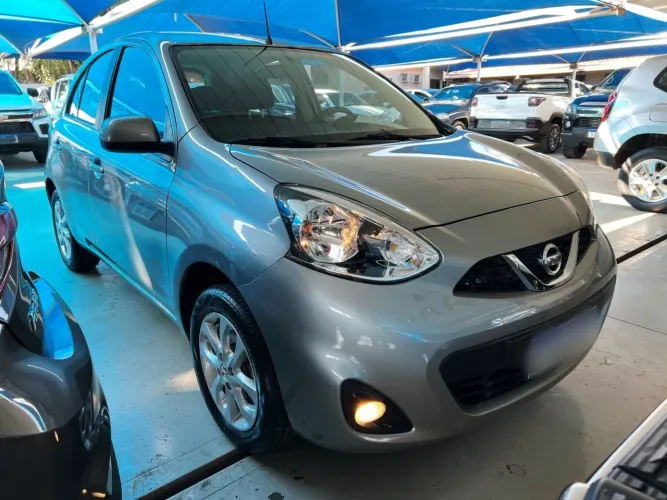 Nissan March SV 1.6 16V Flexstart 5P Mec. 2018