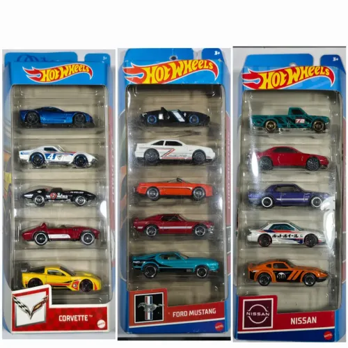 3 Packs Hot Wheels - Mustang, Corvette e Nissan
