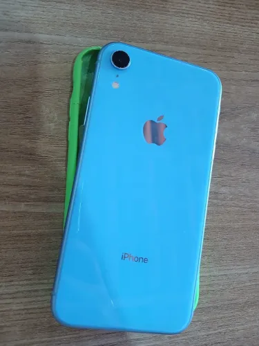 iPhone XR