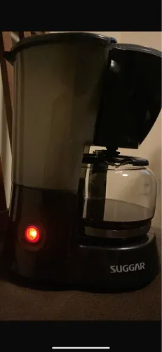 Cafeteira Elétrica Suggar | Móvel de Cozinha Suggar Usado