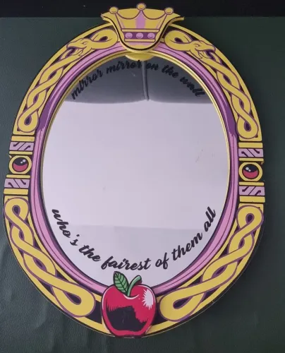 MIRROR MIRROR ON THE WALL, WHO'S THE FAIREST OF THEM ALL - DISNEY