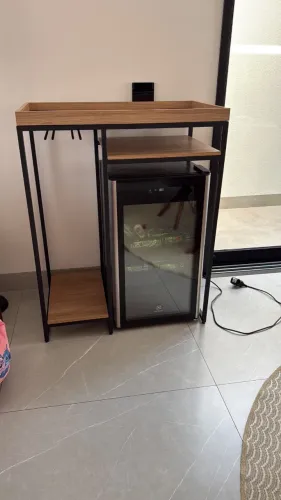 Bar - aparador para cervejeira e adega 