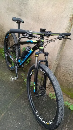 Bicicleta de Montaium Bike