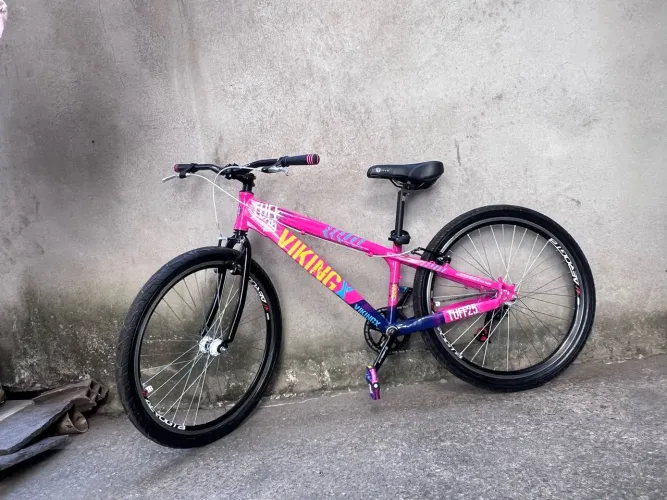 Bicicleta de manobras