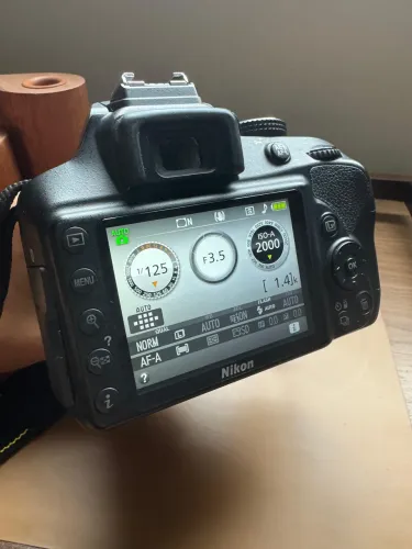 Nikon D3400 DSLR + Lente 18-55mm VR | Excelente Estado