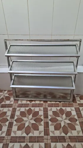 Basculante em alumínio 