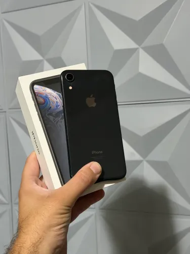 iPhone XR preto 128