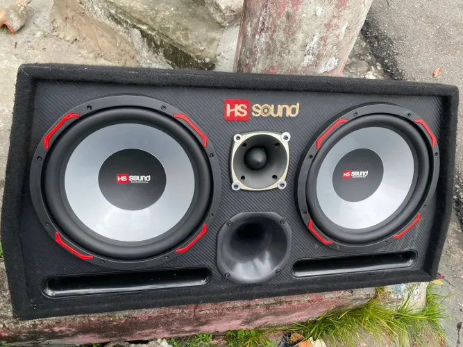 Caixa de Som Amplificada Automotiva HS Sound Bakkar 3000 - Forte e Completa!