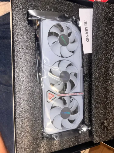 Placa de vídeo RX 9070XT 16gb