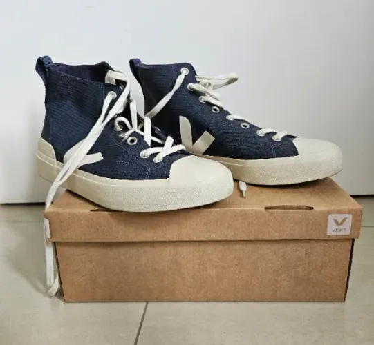 Tênis Vert cano alto azul marinho - tam 41