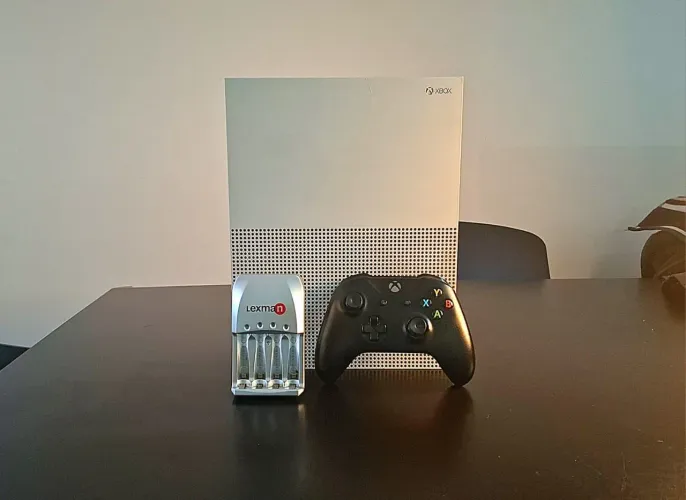 xbox one s 1 controle e carregador de pilha