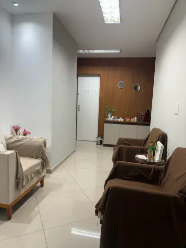 SALA PARA SUBLOCAÇÃO 