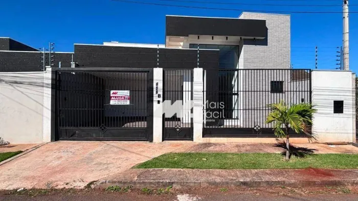 Casa com 3 dormitórios para alugar, 140 m² por R$ 5.000,00/mês - Parque Avenida - Maringá/