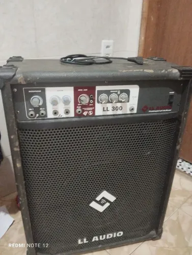 Caixa Amplifica LL Audio ( Com Defeito)