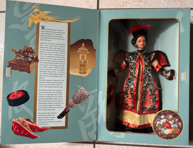Barbie De Coleção Imperatriz Chinesa Chinese - 1996
