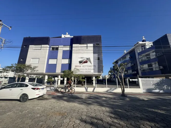 Apartamento 2 dormitórios 450 metros do mar!