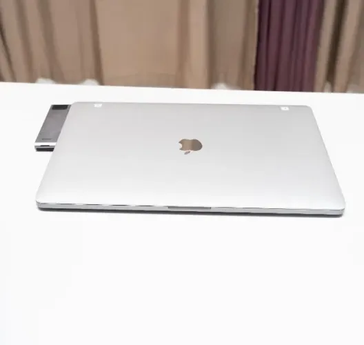 MacBook Pro 16" 2019 | Intel Core i9 | Radeon Pro 5500M | Excelente Estado  MacBook Pro