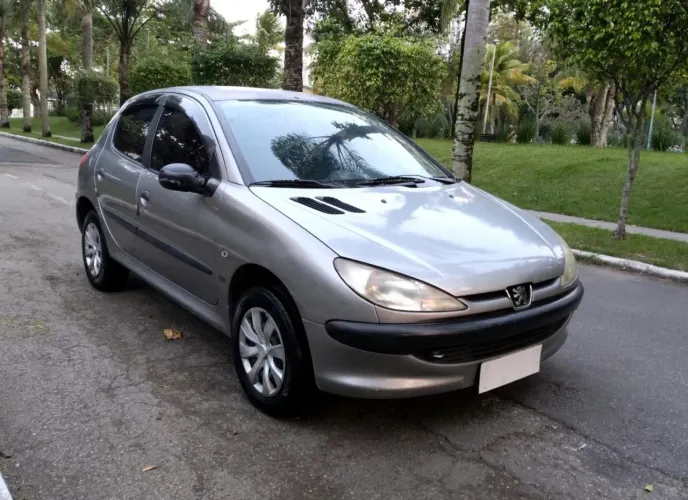Peugeot 206 Selection/ Sensation 1.0 16V 5P 2003