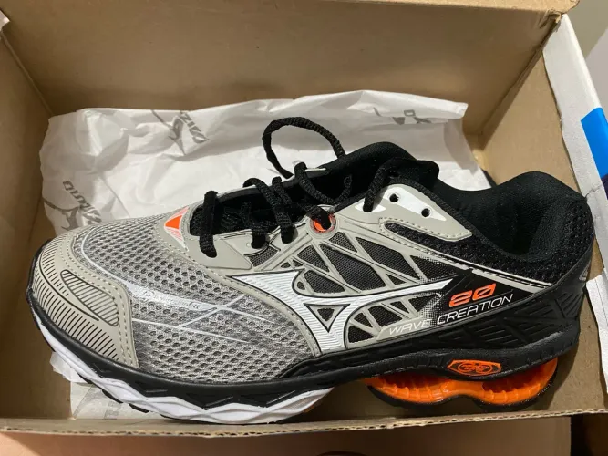 Mizuno Wave Creation 20