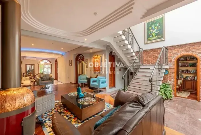 Casa à venda com Piscina, Jardim Itu, 398 m²- Porto Alegre, RS