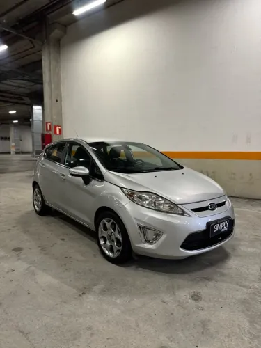 Ford Fiesta SE 1.6 16V Flex 5P 2012