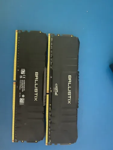 Título do anúncio Memória RAM Crucial Ballistix 16GB (2x8GB) DDR4 2666MHz