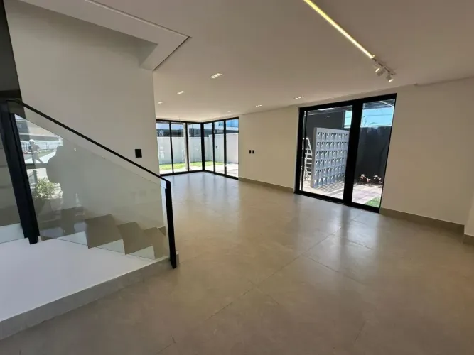Casa para alugar com 3 suítes em condomínio fechado RAVEL em Intermares