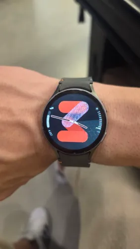 Samsung Galaxy Watch 7 com 4 pulseiras extras!