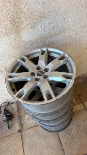 Vendo rodas aro 18 furacão 5x108