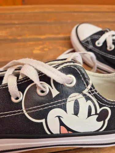 Tenis All Star Original Mickey Tamanho 31 Unissex