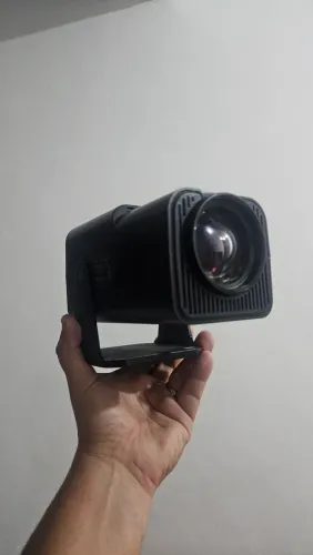 Projetor Hy320 (não é o mini)