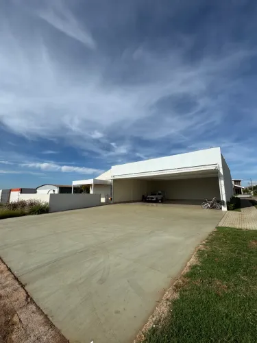 CASA ALTO PADRÃO | HANGAR