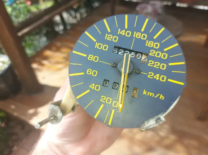 Velocímetro cbx750  7 galo 