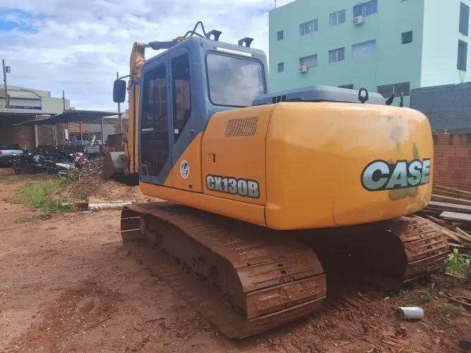 Escavadeira case