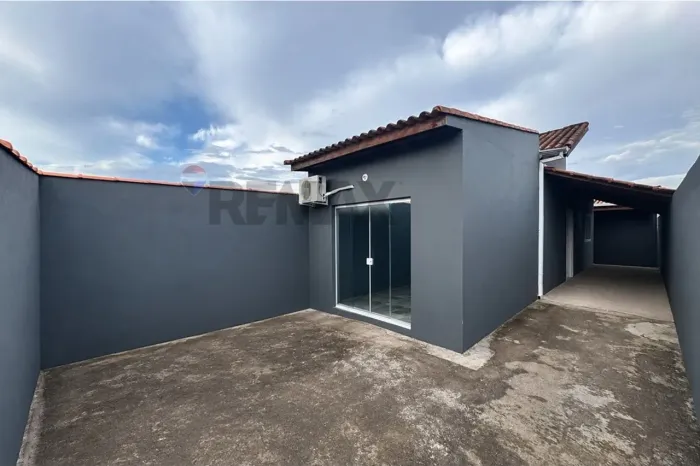 Casa Nova à Venda Jardim Paulistano - aceita financiamento