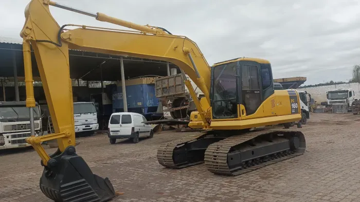 Escavadeira hidráulica komatsu pc160lc7 ano 2011
