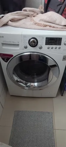 Máquina lava e seca LG